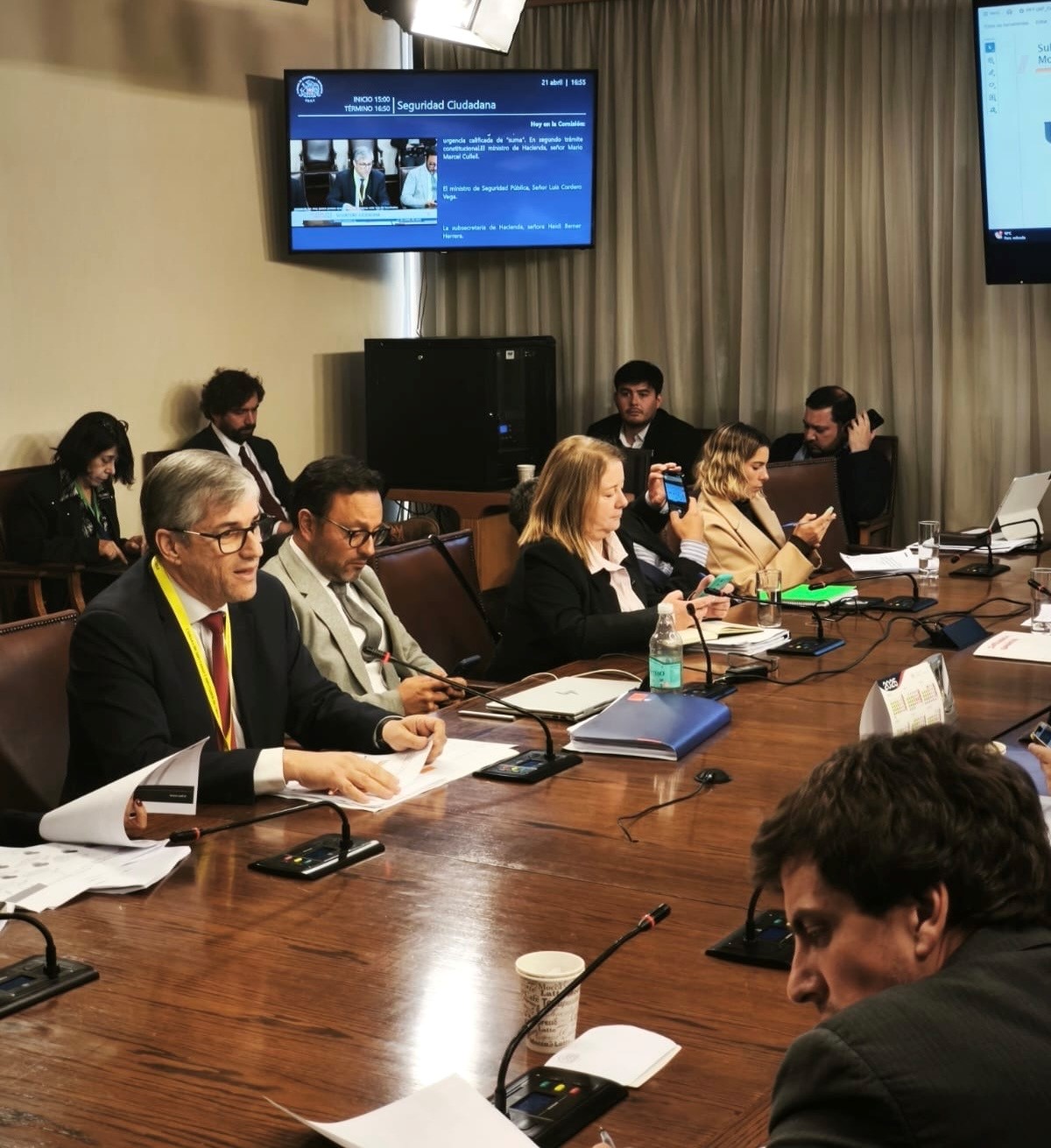 DIRECTOR UAF EXPONE ANTE COMISIÓN DE CÁMARA BAJA QUE ANALIZA PROYECTO QUE CREA UN SUBSISTEMA DE INTELIGENCIA ECONÓMICA