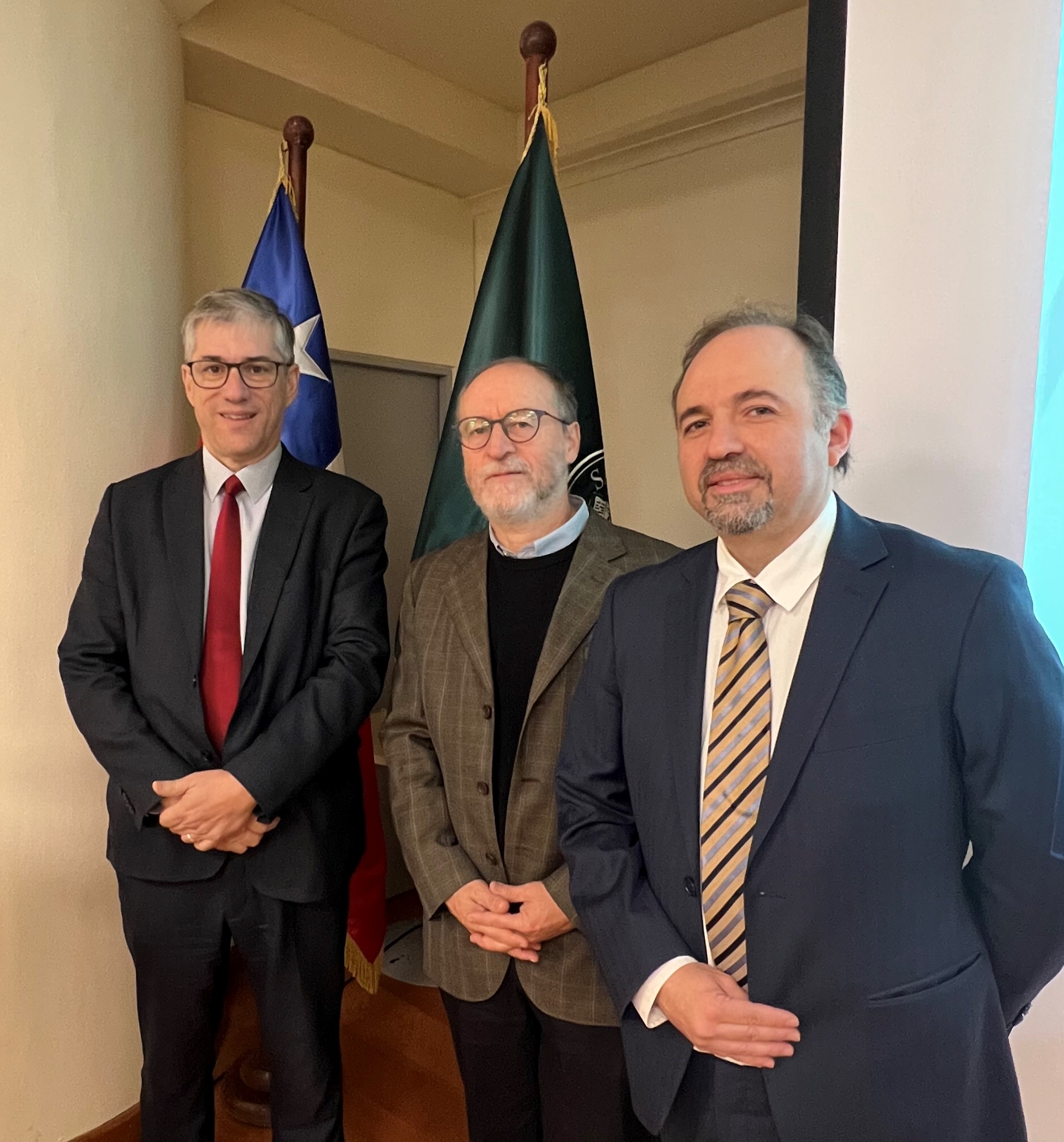 DIRECTOR UAF INAUGURA AÑO ACADÉMICO DE LA ESCUELA DE AUDITORÍA Y CONTROL DE GESTIÓN DE LA UNIVERSIDAD SANTO TOMÁS