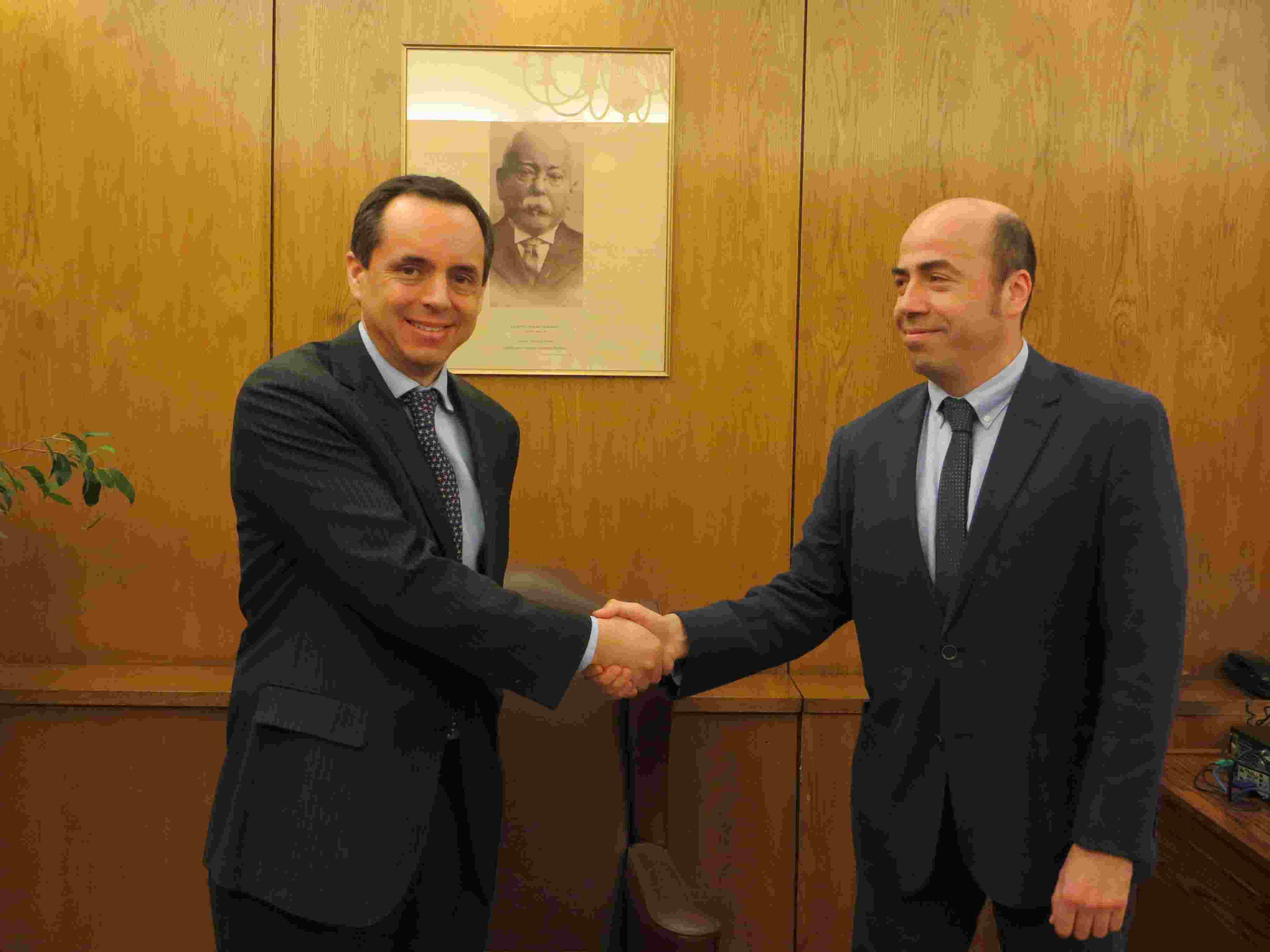 DIRECTOR DE LA UAF SE REÚNE CON CONTRALOR GENERAL, JORGE BERMÚDEZ
