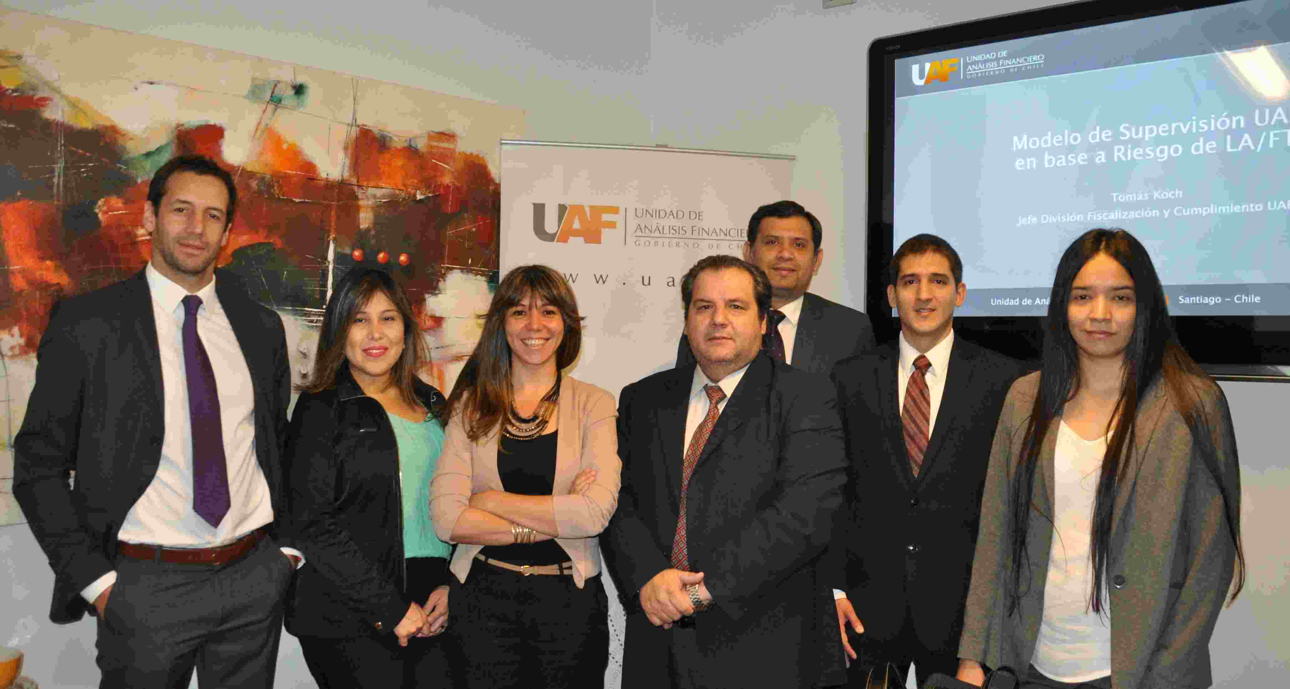 UAF DE CHILE Y PARAGUAY COMPARTEN EXPERIENCIAS Y ANALIZAN DESAFÍOS DE LOS SISTEMAS ANTILAVADO Y CONTRA EL FINANCIAMIENTO DEL TERRORISMO