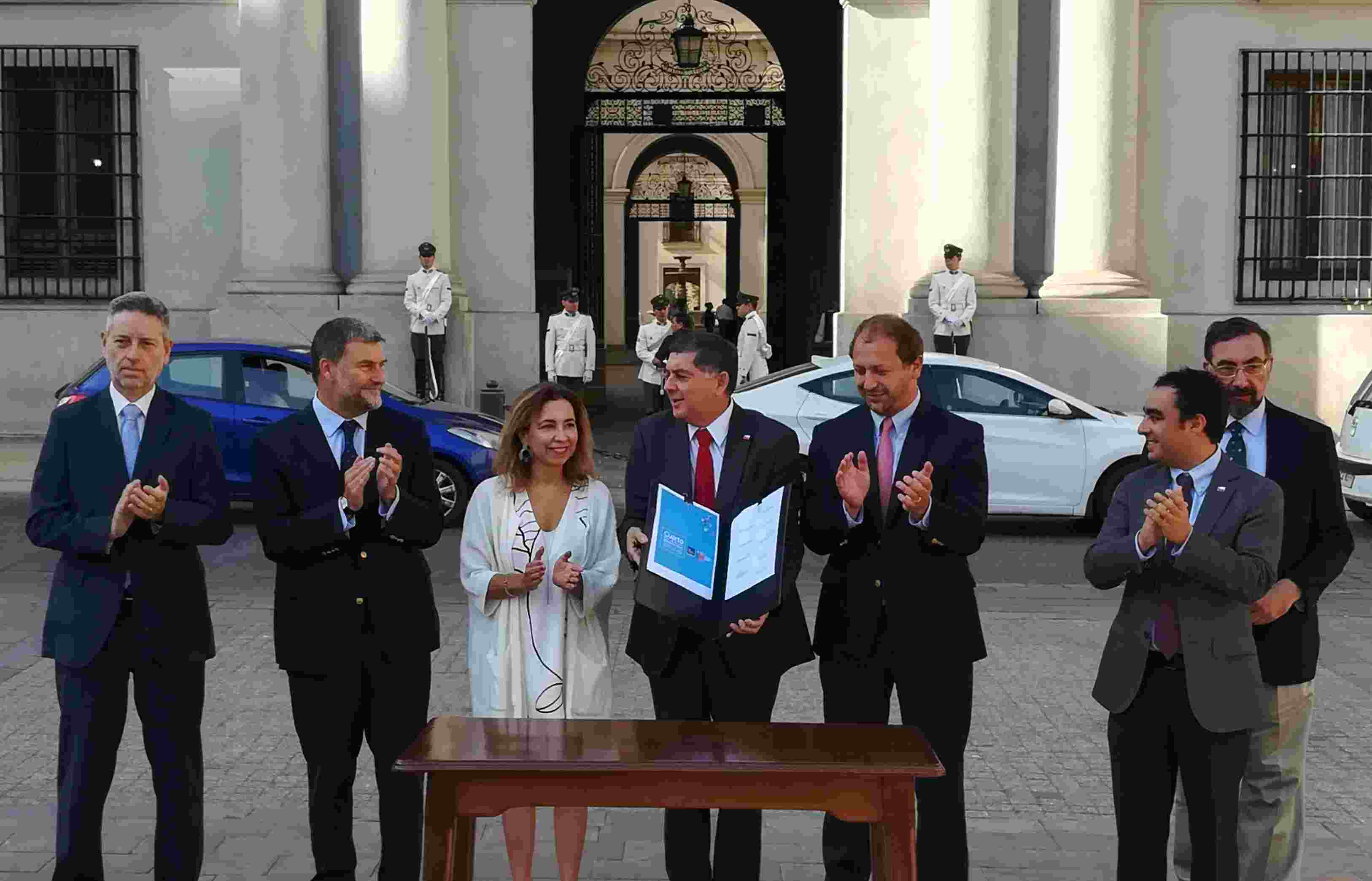 UAF PARTICIPA EN LANZAMIENTO Y FIRMA EL CUARTO PLAN DE ACCIÓN DE GOBIERNO ABIERTO 2018-2020