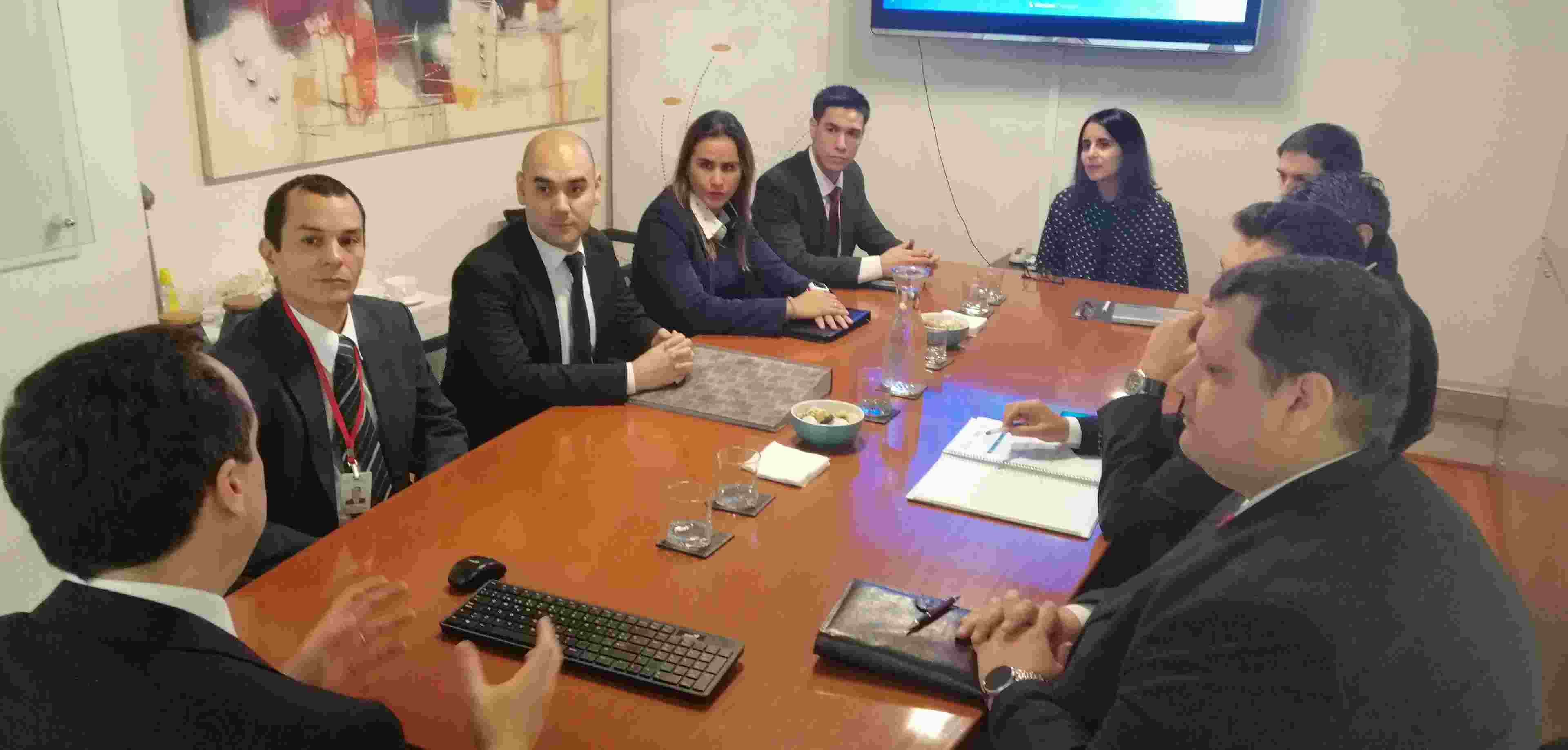 UAF DE CHILE Y SEPRELAD DE PARAGUAY INTERCAMBIAN EXPERIENCIAS SOBRE USO DE LAS TECNOLOGÍAS EN EL ANÁLISIS DE DATOS