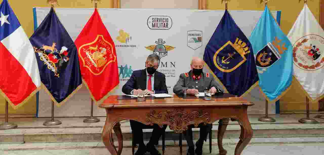 UAF Y DGMN FIRMAN CONVENIO DE COLABORACIÓN QUE PERMITIRÁ INTERCAMBIAR INFORMACIÓN SOBRE INSCRIPCIONES Y REGISTRO DE ARMAS