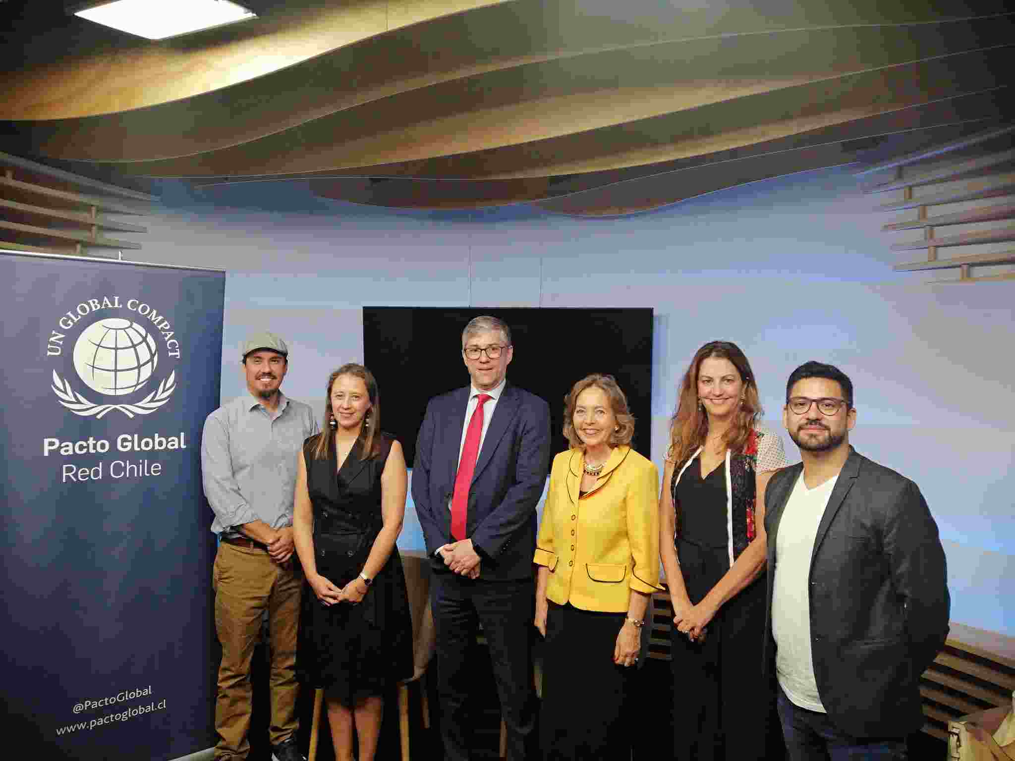 DIRECTOR DE LA UAF EXPONE EN ENCUENTRO ANTICORRUPCIÓN DE PACTO GLOBAL CHILE