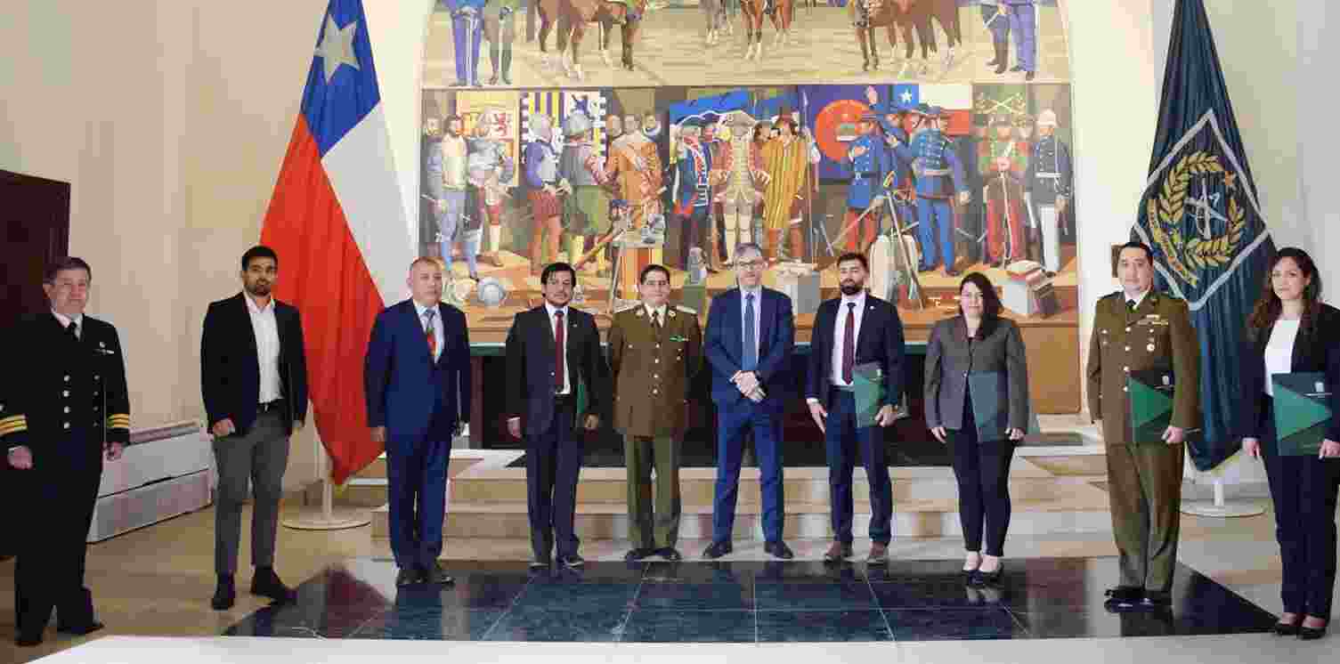 DIRECTOR UAF PARTICIPA EN CEREMONIA DE TÉRMINO DEL DIPLOMADO EN INVESTIGACIÓN DEL LAVADO DE ACTIVOS DE ACIPOL-CARABINEROS DE CHILE