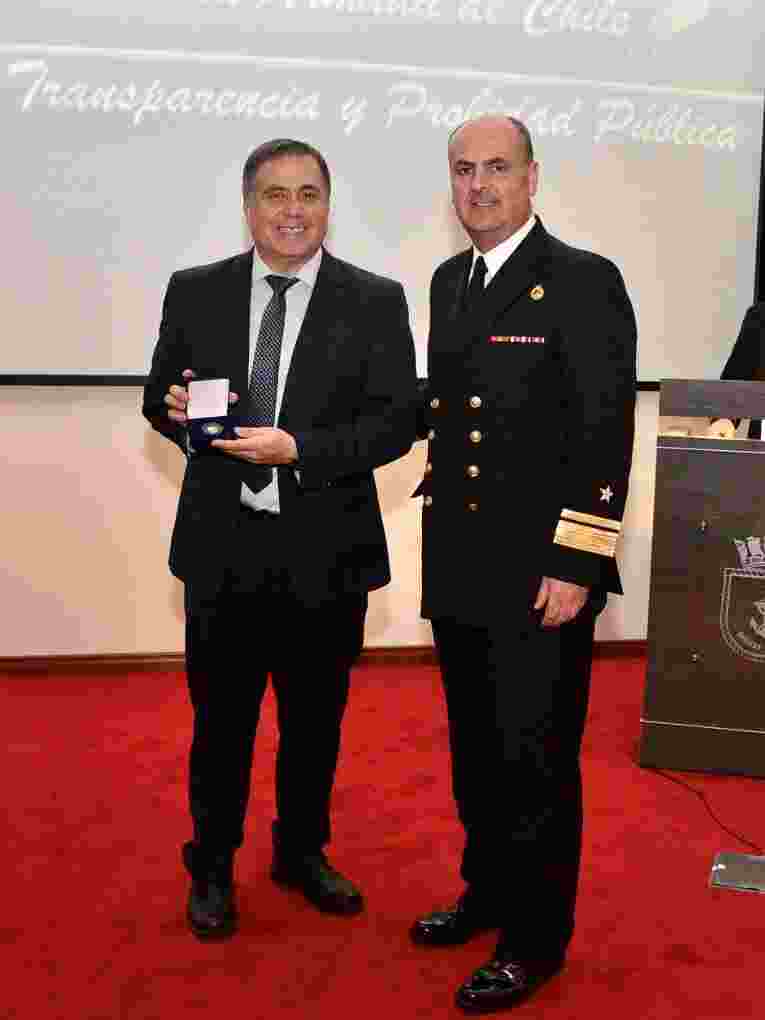 UAF EXPONE EN SEMINARIO SOBRE TRANSPARENCIA Y PROBIDAD DE LA CONTRALORÍA DE LA ARMADA DE CHILE